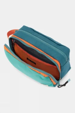 Travel Recycled Wash Bag -Cotswold Outdoor b43f390081 4026 p