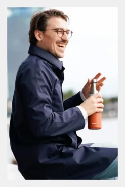 Aladdin Fresco Thermavac Stainless Steel Water Bottle - 0.6L -Cotswold Outdoor b4ba3a0056 2715 c