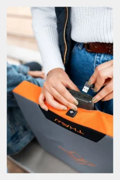 Thaw Rechargeable Heated Seatpad With Power Bank -Cotswold Outdoor b4ef390011 8989 e