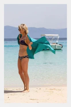 Lifeventure SoftFibre Recycled Towels (Extra Large) 7 Lifeventure SoftFibre Recycled Towels (Extra Large) -Cotswold Outdoor b4eh390039 4747 e