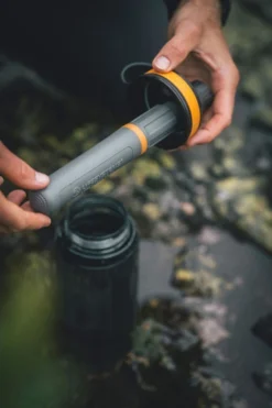 LIFESYSTEMS Water Filter & Purifer Water Bottle -Cotswold Outdoor b4kj390054 7026 h