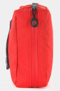 LIFESYSTEMS Trek First Aid Kit -Cotswold Outdoor e7314023 8989 o