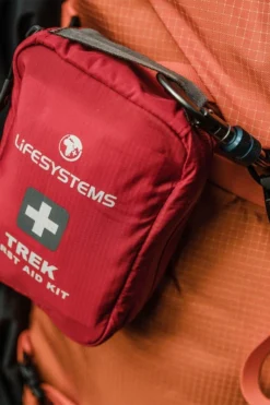 LIFESYSTEMS Trek First Aid Kit -Cotswold Outdoor e7314023 8989 t