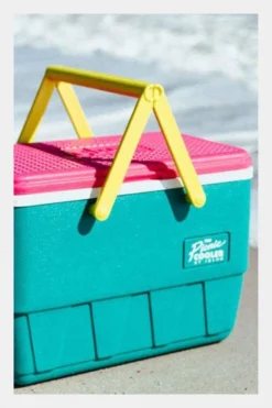 Igloo Retro 25 Picnic Basket Cool Box 7 Igloo Retro 25 Picnic Basket Cool Box -Cotswold Outdoor g4dj3b0026 5034 d